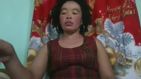 Snapshot of alypierette chatting on January 7, 9:34 am alypierette online show from January 7, 9:34 am