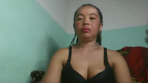 alypierette online show from April 9, 2:22 am