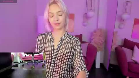 Alysia online show from September 14, 2:16 pm