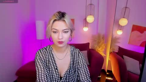 Alysia online show from November 2, 1:57 pm