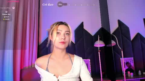Alysia online show from July 31, 1:38 am