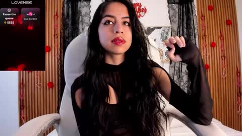 alyssabeauty_ online show from February 9, 8:46 pm