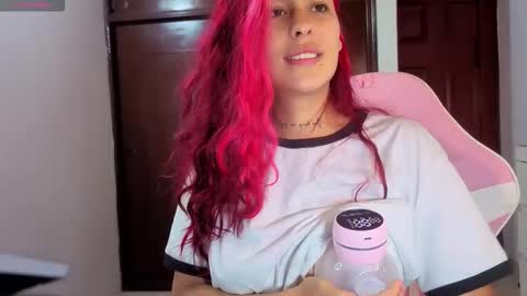 alyssy_nc online show from February 24, 2:31 am