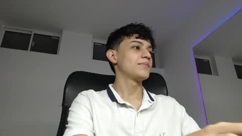 alyxen online show from April 20, 7:37 pm