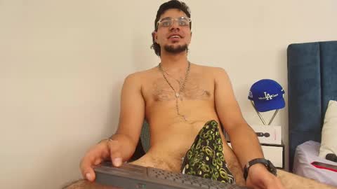 Amadeo Wild online show from March 9, 5:28 pm