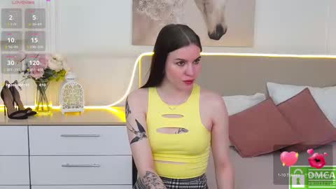 Amalia online show from October 10, 1:54 pm