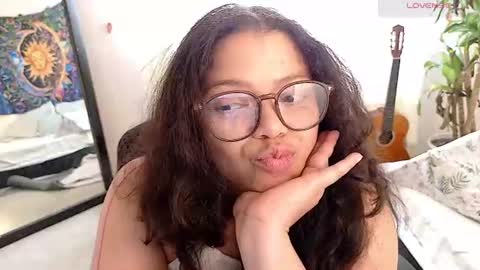         online show from August 4, 3:58 pm