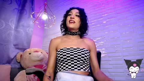 A M A N D A online show from February 6, 7:07 pm