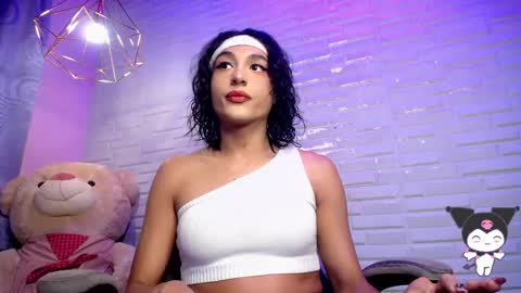 A M A N D A online show from February 17, 6:04 pm