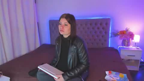 Amanda online show from April 29, 4:49 am