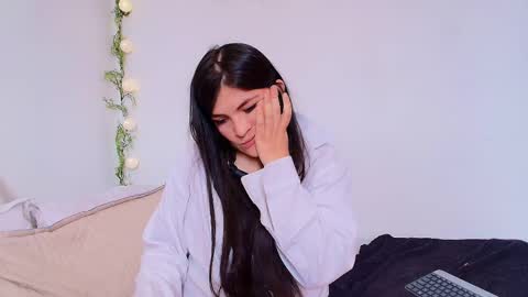 Amara Vega  online show from June 3, 2:33 pm