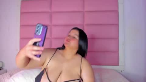amaranttaylunay online show from August 3, 8:34 pm