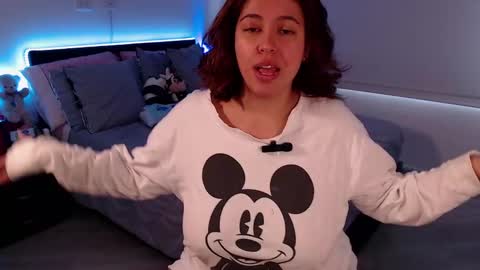 Snapshot of amarat_jolie chatting on January 23, 4:15 pm Mila online show from January 23, 4:15 pm