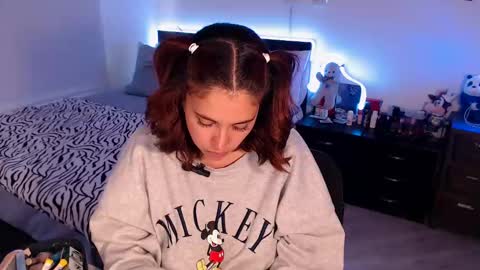 Snapshot of amarat_jolie chatting on January 30, 5:39 pm Mila online show from January 30, 5:39 pm