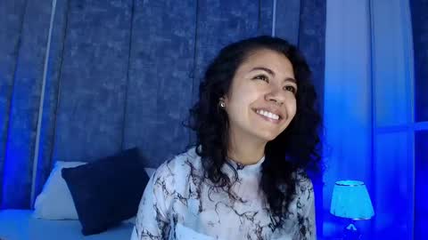 Snapshot of amarettho chatting on June 8, 11:54 am Emily online show from June 8, 11:54 am