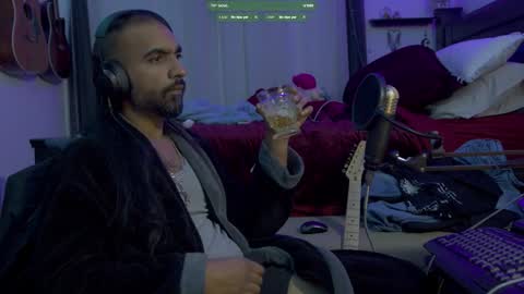 Snapshot of amateurhq chatting on January 10, 4:47 am amateurhq online show from January 10, 4:47 am