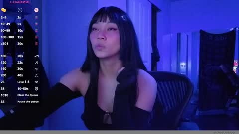 leash online show from April 13, 3:56 am