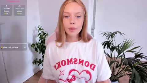Snapshot of amazing_roxana chatting on July 11, 12:52 pm Roxy online show from July 11, 12:52 pm