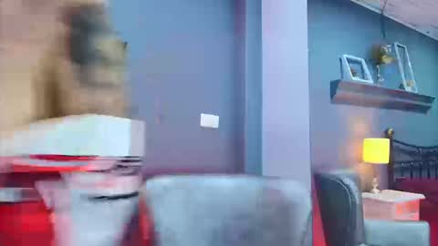 Snapshot of ambar_oishi_ chatting on March 13, 3:40 pm CALL ME ABRIL online show from March 13, 3:40 pm
