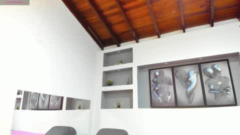 Ambar  online show from February 3, 11:48 am