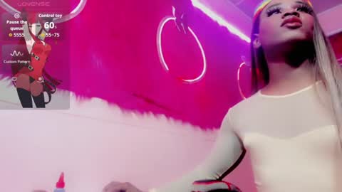 ambar_temptation online show from June 19, 7:50 pm