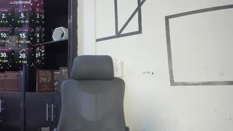 Ambar online show from March 12, 8:15 pm