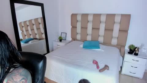 ambarcoxx online show from February 25, 12:04 pm