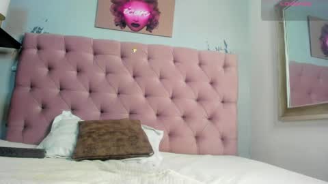  Amber  online show from April 10, 8:13 pm