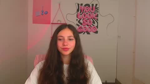 Snapshot of amber__r chatting on May 9, 5:12 am Amber online show from May 9, 5:12 am