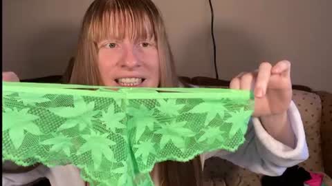Amberglo Anderson online show from July 22, 2:31 pm