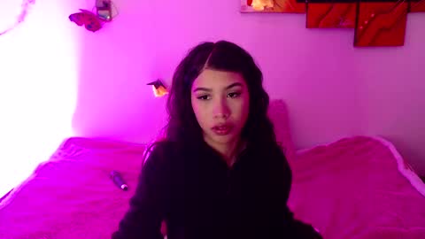 Amber Jeong online show from December 9, 9:48 pm