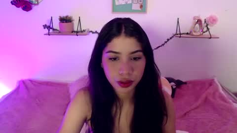 Amber Jeong online show from December 22, 8:58 pm