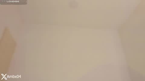 Snapshot of ambermiller04 chatting on January 9, 11:35 am Amber online show from January 9, 11:35 am