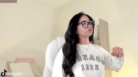 Snapshot of ambermiller04 chatting on February 18, 1:40 pm Amber online show from February 18, 1:40 pm