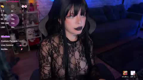 Amelia Aley  online show from July 19, 10:41 am