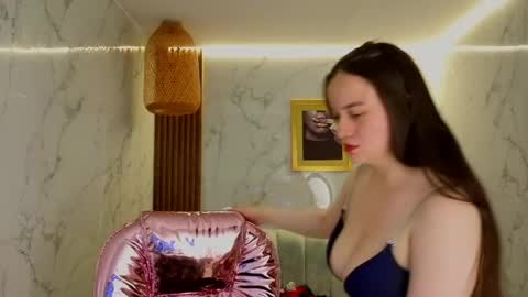 amelia_cooper_s online show from June 4, 8:04 pm