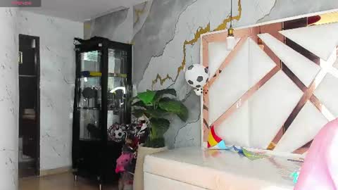 Snapshot of amelia_grace_tf chatting on July 12, 1:13 pm amelia_grace_tf online show from July 12, 1:13 pm