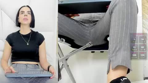 Snapshot of amelia_myers chatting on July 8, 10:36 pm AMELIA. online show from July 8, 10:36 pm