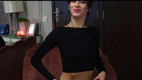 AmeliaJune online show from December 7, 4:53 am