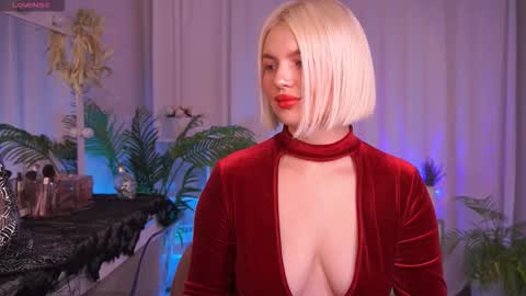  Amelia  online show from October 21, 5:52 am