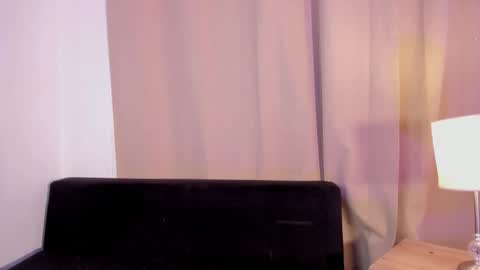 Amelia online show from February 27, 8:42 pm