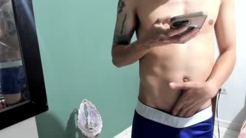 Snapshot of americanbig_dick chatting on June 26, 6:07 am Lucian online show from June 26, 6:07 am