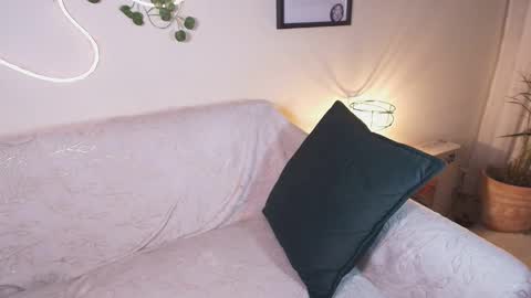 Snapshot of ametrix_ chatting on January 18, 11:52 pm online show from January 18, 11:52 pm