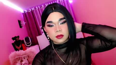 Queen Mireska online show from February 13, 6:38 pm