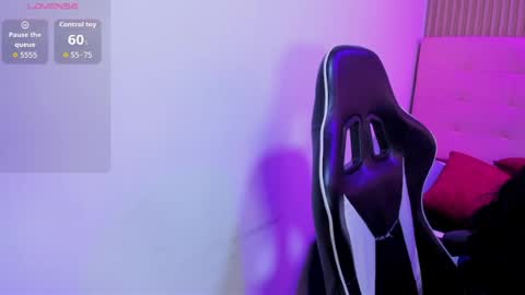 Snapshot of amiee_kovva chatting on June 11, 12:32 am Amiee online show from June 11, 12:32 am