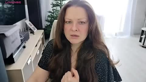 Mila online show from April 11, 4:50 am