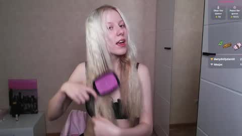  MY NAME IS AMILI WELCOME TO MY ROOM online show from May 22, 6:57 pm