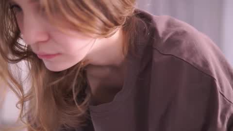 Emily online show from December 1, 5:29 pm