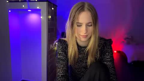 Amily online show from July 16, 5:41 pm