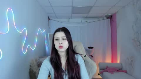 Snapshot of amirelioren chatting on February 15, 6:10 am Amire online show from February 15, 6:10 am